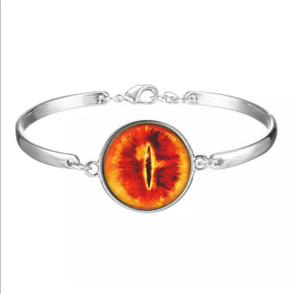 Dragon’s Eye Bracelet